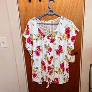 3xl tie front lace back short sleeve top- Bobbie Brooks